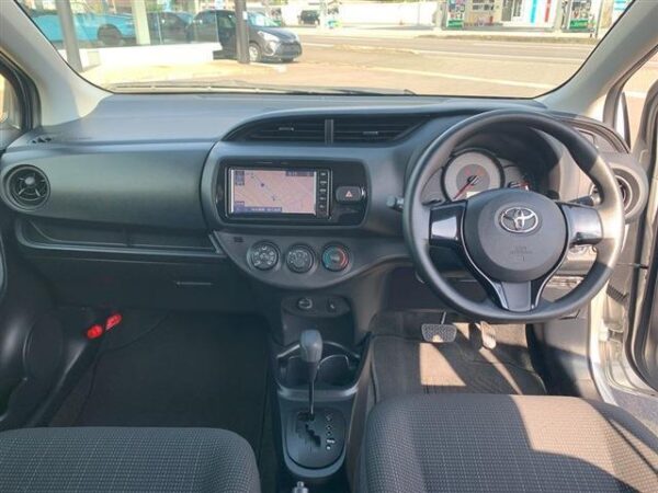 Ref:AUX-19918091 TOYOTA VITZ 2020 - Image 18
