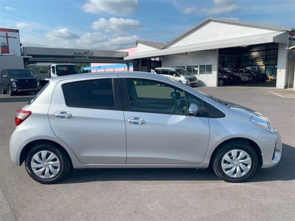 Ref:AUX-19918091 TOYOTA VITZ 2020 - Image 5