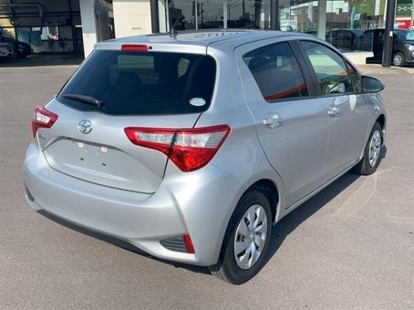 Ref:AUX-19918091 TOYOTA VITZ 2020 - Image 6