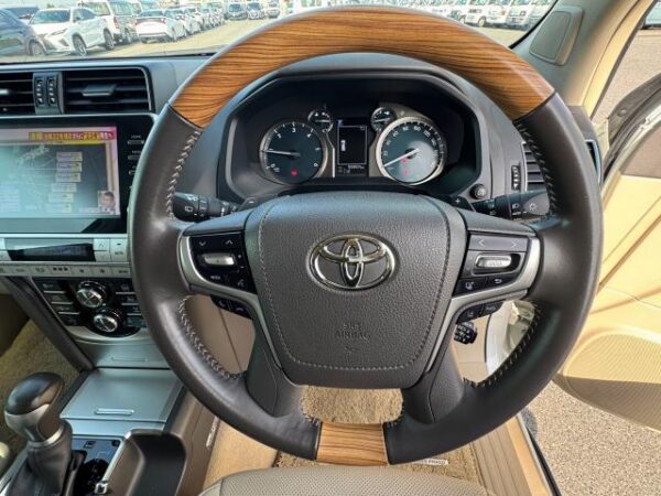 Ref:AUX-19929160 TOYOTA LAND CRUISER PRADO 2020 - Image 15