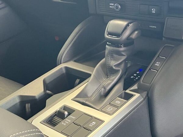 Ref:AUX-19929614 TOYOTA LAND CRUISER 250 2024 - Image 17