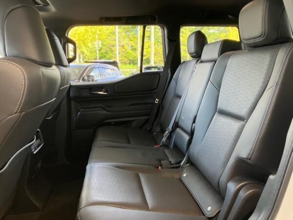 Ref:AUX-19929614 TOYOTA LAND CRUISER 250 2024 - Image 8