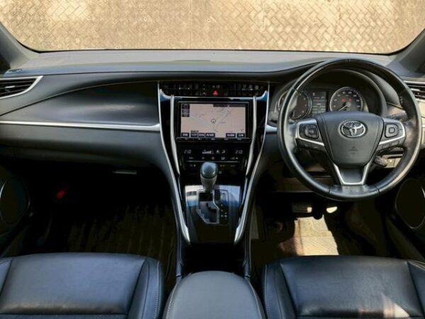 Ref:AUX-19944487 TOYOTA HARRIER 2017 - Image 2