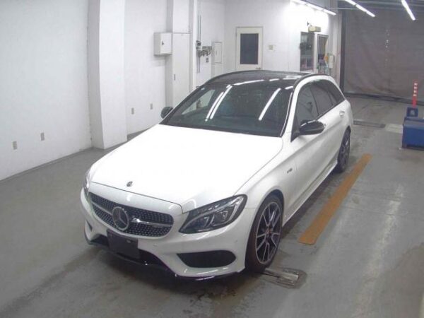 Ref:AUX-19945537 MERCEDES AMG C-CLASS STATIONWAGON 2018