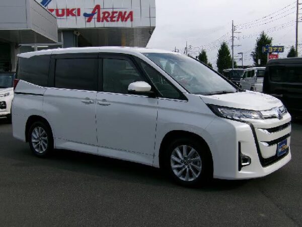 Ref:AUX-19949282 TOYOTA NOAH 2022 - Image 6