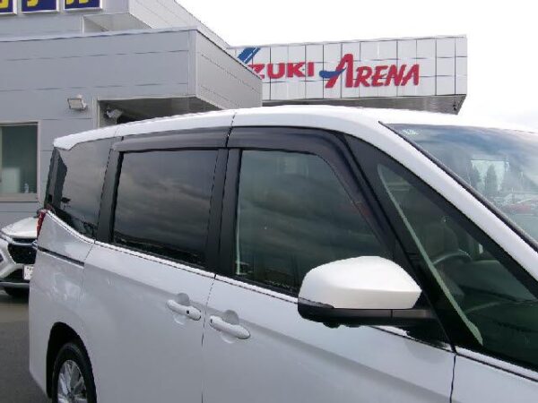 Ref:AUX-19949282 TOYOTA NOAH 2022 - Image 7