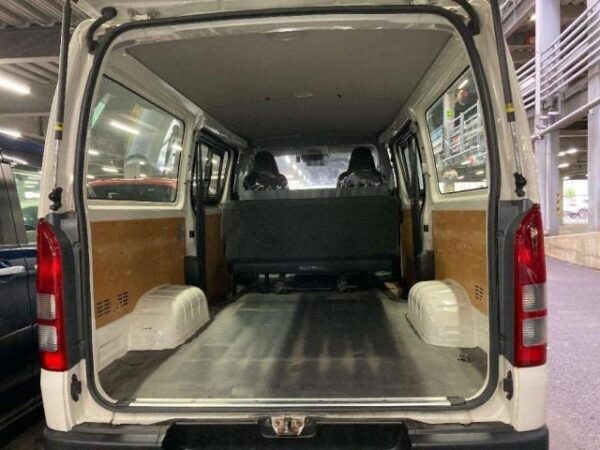 Ref:AUX-19949504 TOYOTA HIACE VAN 2020 - Image 3