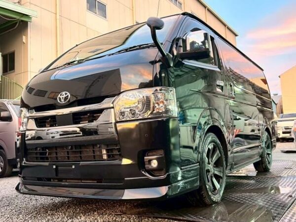 Ref:AUX-19949514 TOYOTA HIACE VAN 2022