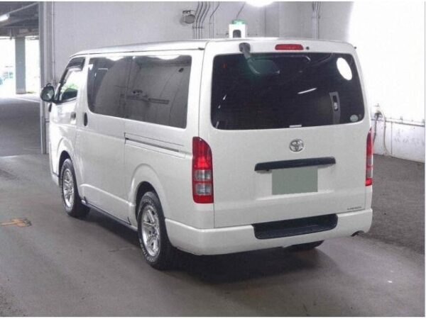 Ref:AUX-19949819 TOYOTA HIACE VAN 2016 - Image 2