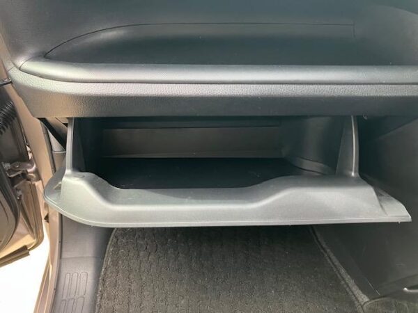 Ref:AUX-19956814 TOYOTA VOXY 2019 - Image 17