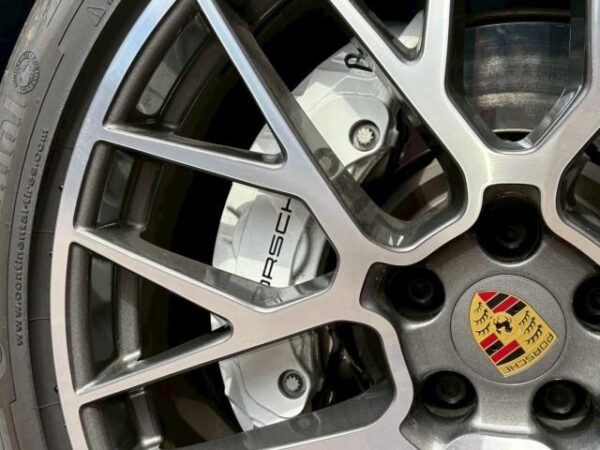 Ref:AUX-19962217 PORSCHE MACAN 2021 - Image 5