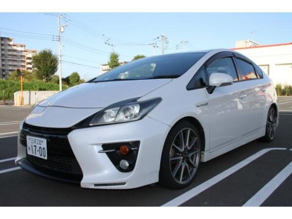 Ref:AUX-19972037 TOYOTA PRIUS 2013