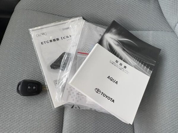 Ref:AUX-19972352 TOYOTA AQUA 2020 - Image 19