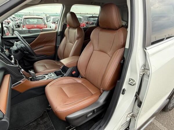 Ref:AUX-19976590 SUBARU FORESTER 2019 - Image 12