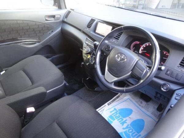 Ref:AUX-19976623 TOYOTA ISIS 2012 - Image 20