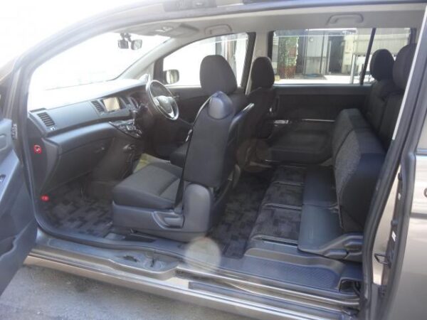 Ref:AUX-19976623 TOYOTA ISIS 2012 - Image 6