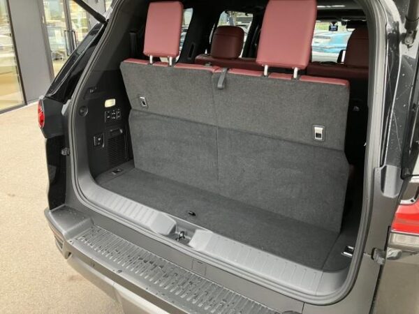 Ref:AUX-19980192 LEXUS LX 2024 - Image 18