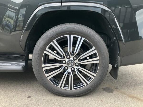 Ref:AUX-19980192 LEXUS LX 2024 - Image 19