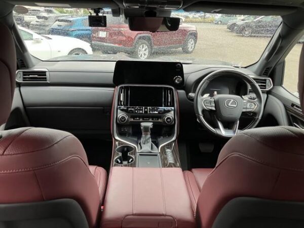 Ref:AUX-19980192 LEXUS LX 2024 - Image 3