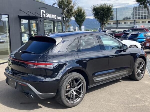 Ref:AUX-19980202 PORSCHE MACAN 2023 - Image 13