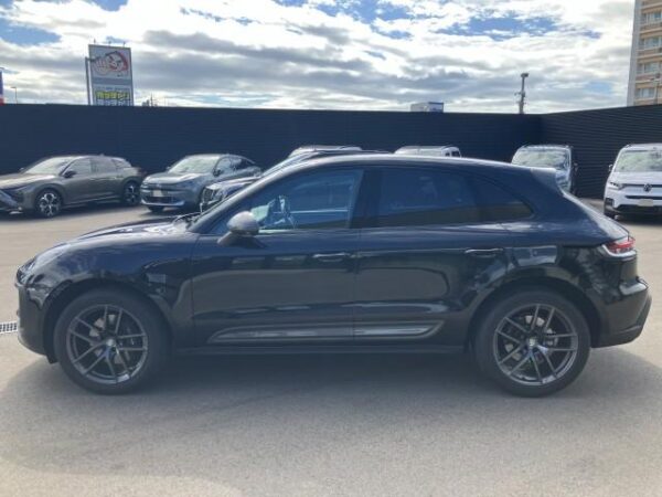 Ref:AUX-19980202 PORSCHE MACAN 2023 - Image 10