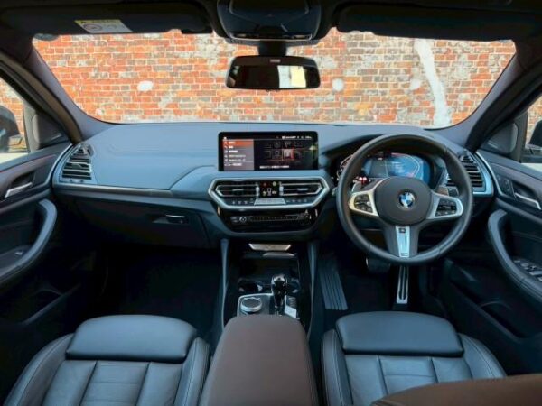 Ref:AUX-19980204 BMW X4 2024 - Image 3