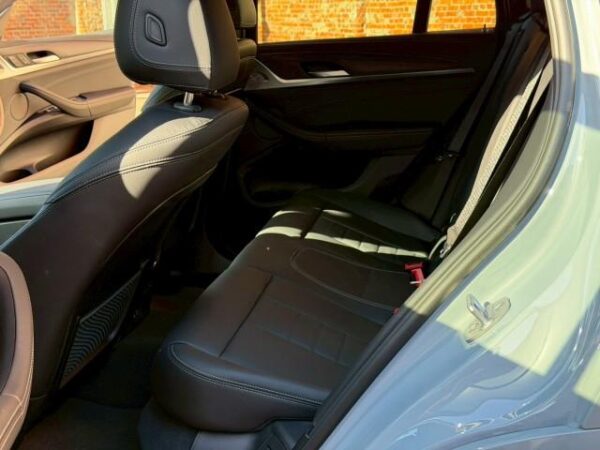 Ref:AUX-19980204 BMW X4 2024 - Image 7