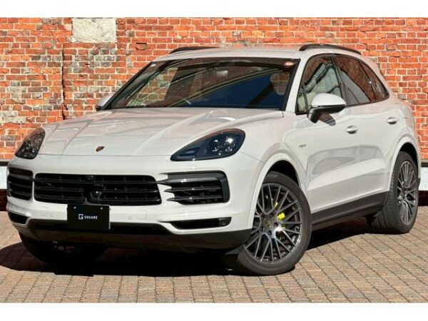 Ref:AUX-19980209 PORSCHE CAYENNE 2022