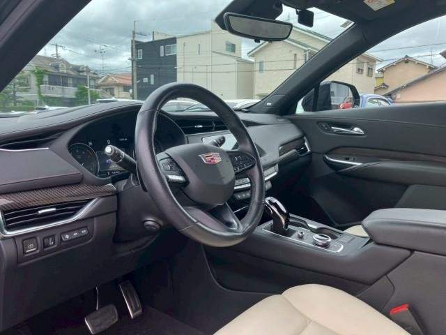 Ref:AUX-19980249 CADILLAC CADILLAC XT4 2022 - Image 2