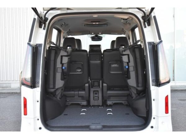 Ref:AUX-19980270 NISSAN SERENA 2024 - Image 20