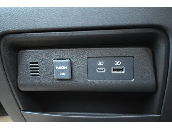 Ref:AUX-19980270 NISSAN SERENA 2024 - Image 7