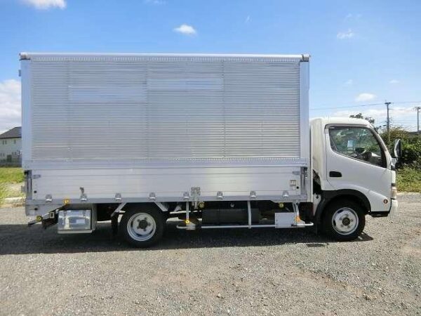 Ref:AUX-19981174 HINO DUTRO 2005 - Image 13