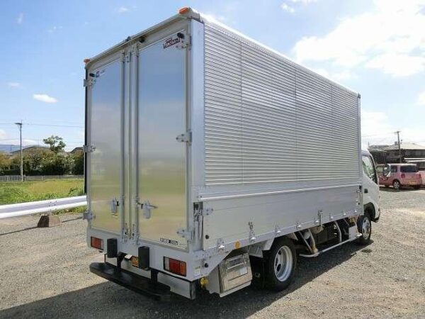 Ref:AUX-19981174 HINO DUTRO 2005 - Image 5