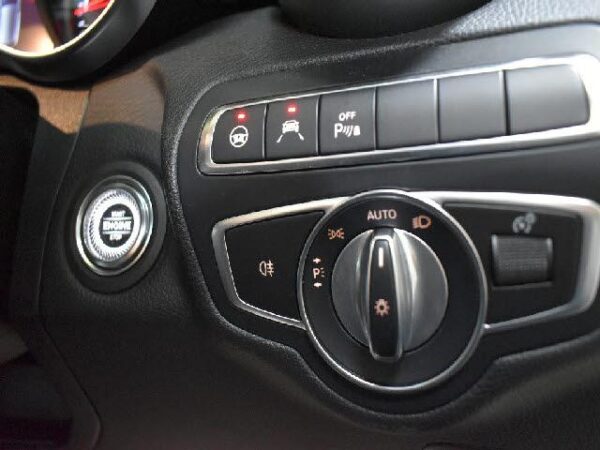 Ref:AUX-19984171 MERCEDES BENZ C-CLASS 2019 - Image 4