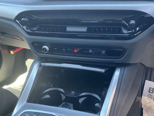 Ref:AUX-19990518 BMW 4 SERIES 2025 - Image 15