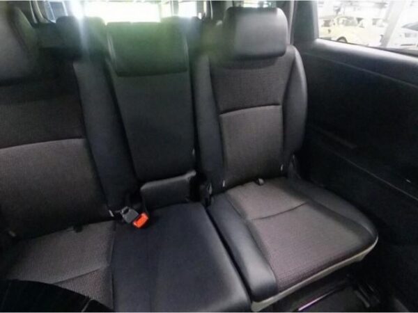 Ref:AUX-19991862 TOYOTA WISH 2016 - Image 4