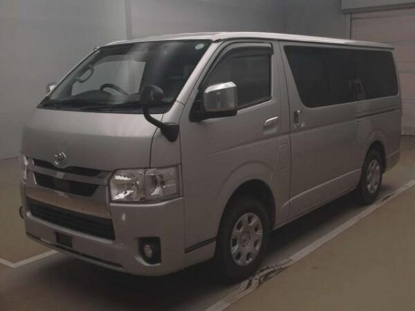 Ref:AUX-19992370 TOYOTA HIACE VAN 2020