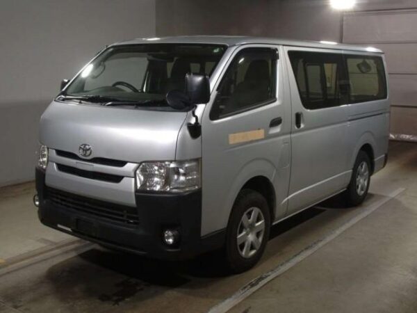 Ref:AUX-19992765 TOYOTA HIACE VAN 2018