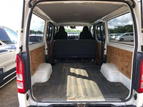 Ref:AUX-19992818 TOYOTA HIACE VAN 2020 - Image 3