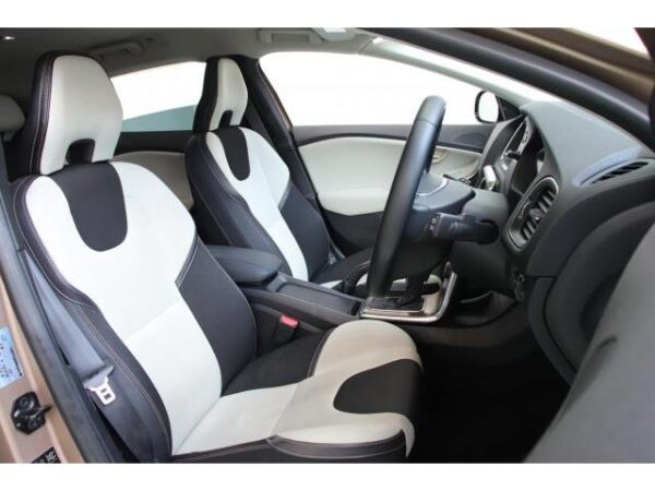 Ref:AUX-19996695 VOLVO V40 2013 - Image 16