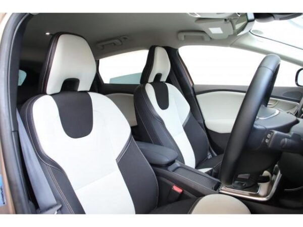 Ref:AUX-19996695 VOLVO V40 2013 - Image 17
