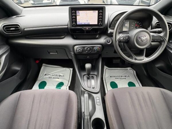 Ref:AUX-20004117 TOYOTA YARIS 2021 - Image 2