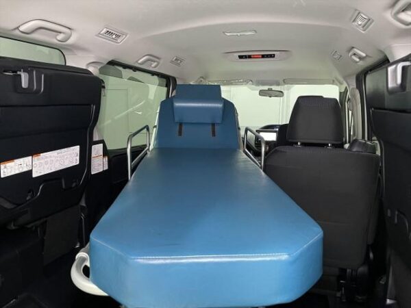 Ref:AUX-20008291 TOYOTA VOXY 2014 - Image 18