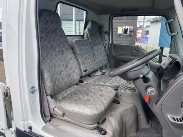 Ref:AUX-20008636 MAZDA TITAN DASH 2003 - Image 7