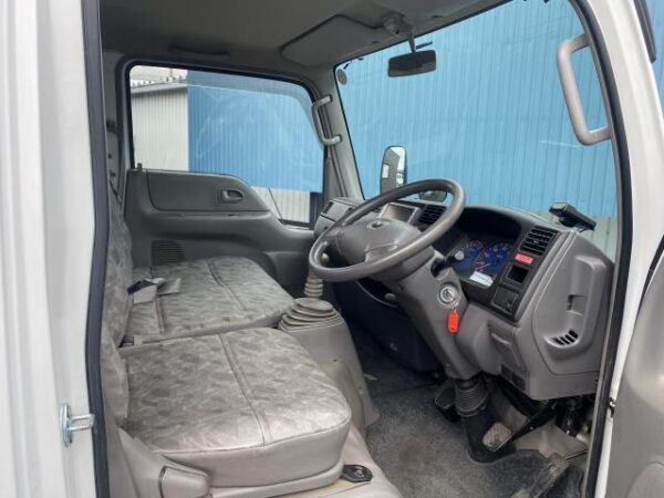 Ref:AUX-20008636 MAZDA TITAN DASH 2003 - Image 8