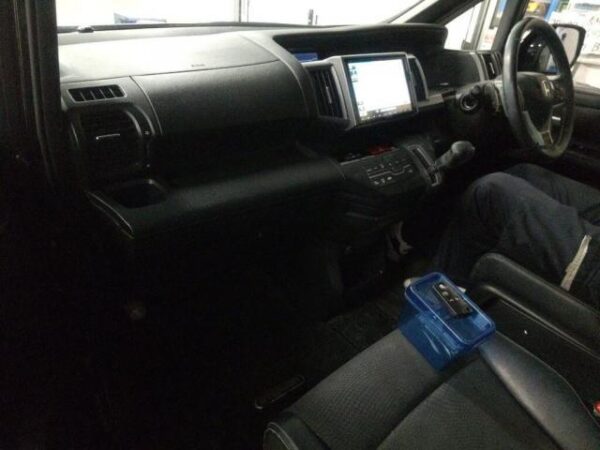 Ref:AUX-20012457 HONDA STEPWAGON SPADA 2014 - Image 3