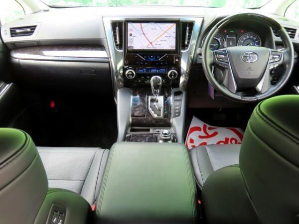 Ref:AUX-20012596 TOYOTA VELLFIRE HYBRID 2018 - Image 11