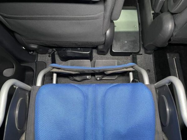 Ref:AUX-20012611 NISSAN SERENA 2020 - Image 18