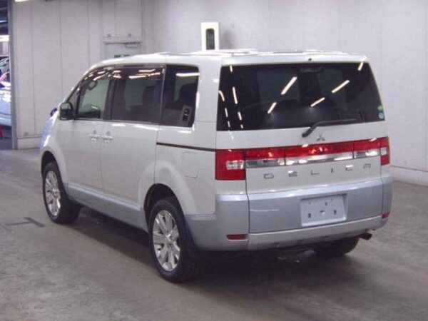 Ref:AUX-20012644 MITSUBISHI DELICA D:5 2014 - Image 2