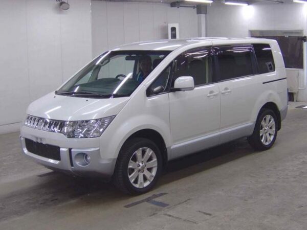 Ref:AUX-20012644 MITSUBISHI DELICA D:5 2014 - Image 5